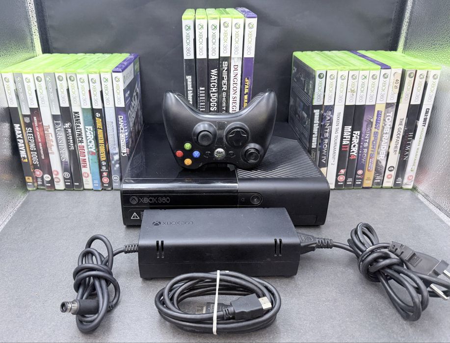 Konsola Xbox 360 E 250Gb+28Gier. Lombard Łódź.