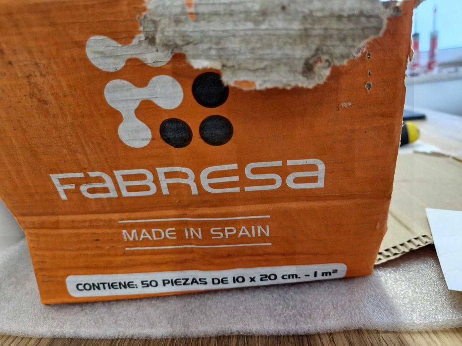 Plytki biale 10cmx20cm Fabresa