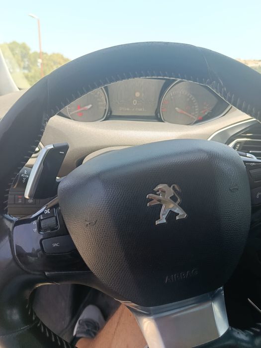 Peugeot 308 sw...