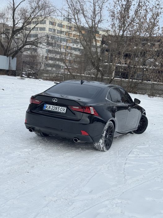 Продам стильний Lexus IS 2014