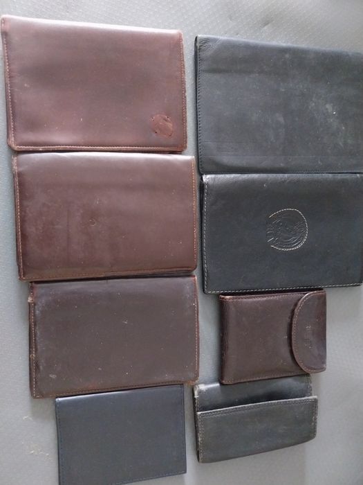 Carteiras em pele ( couro )