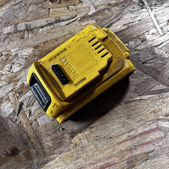 Akumulator dewalt
