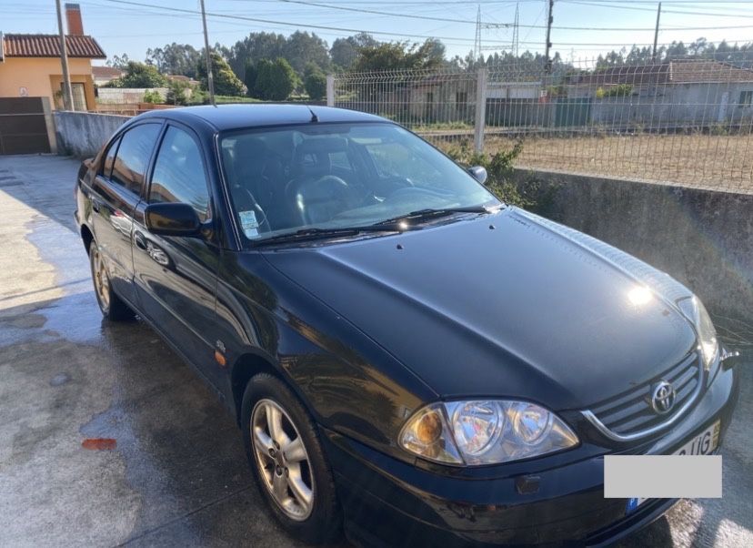 Toyota Avensis 2.0 D4D 110CV