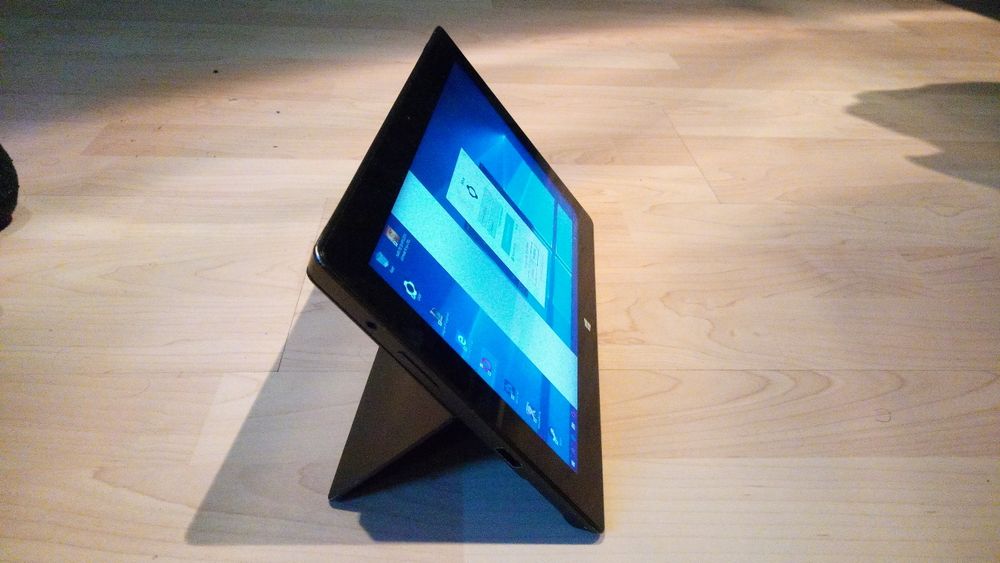 Microsoft Surface pro 2 i5 4gb ram windows 10 128ssd 100%sprawny