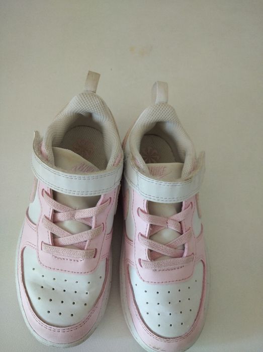 Sapatilhas de criança da Nike tamanho 27