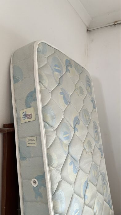 Berço/Cama para Bebé com Colchão