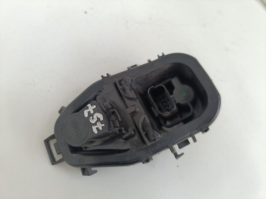 Suporte lâmpada direito RENAULT Clio IV (BH_)