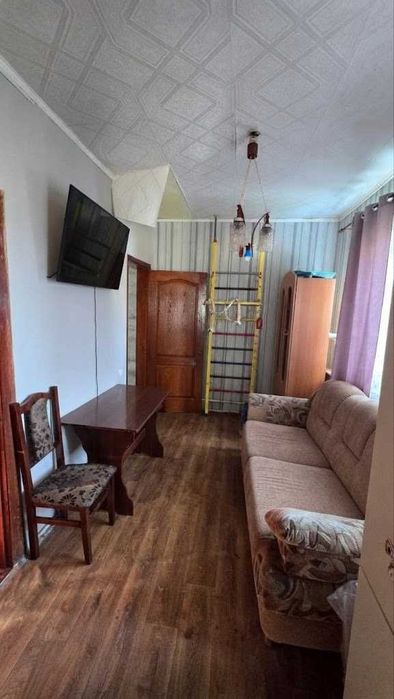 Продам окремий будинок