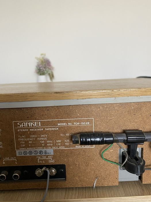 Radio magnetofon SANKEI
