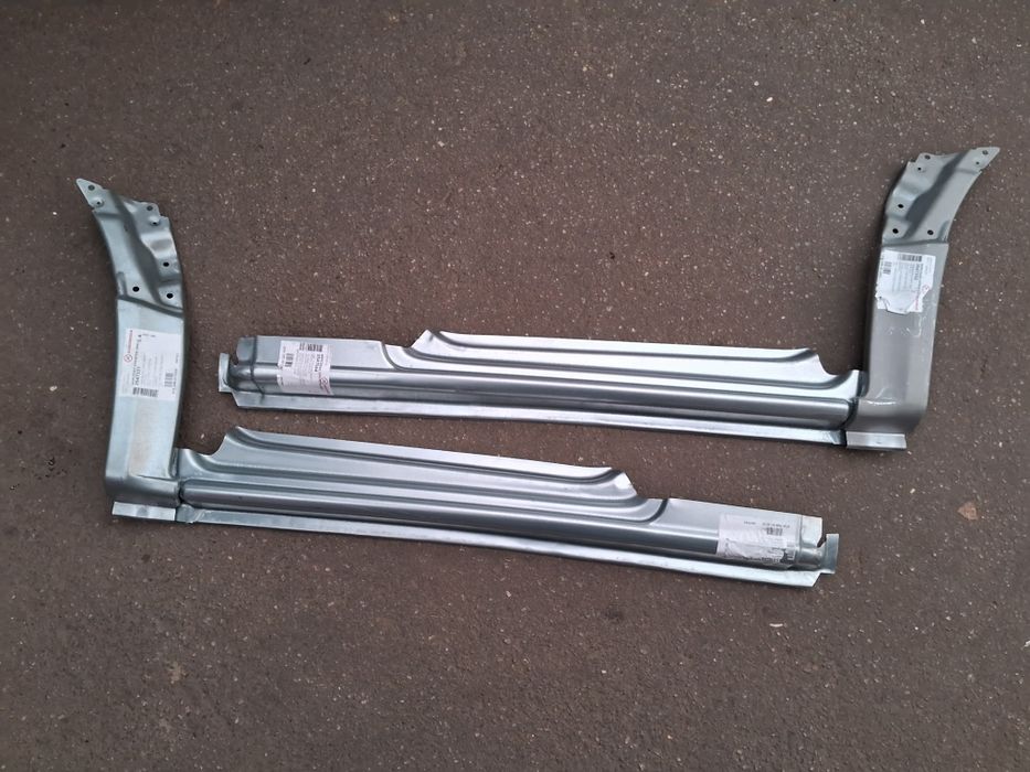 Пороги арки боковины низы крыльев дверей Мерседес Спринтер 906 Крафтер