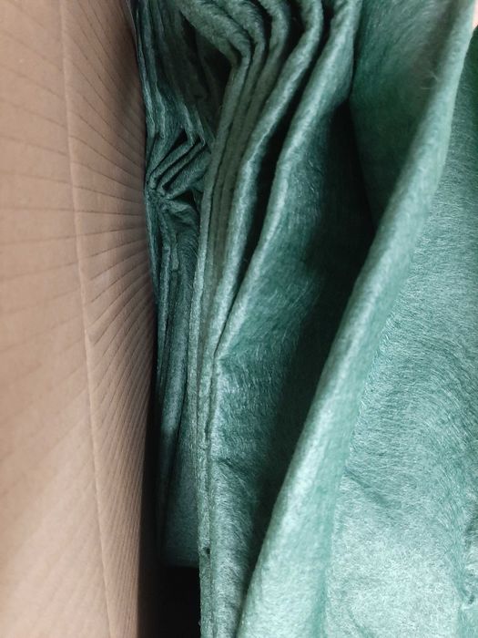 Fliz 15,6x25m Plandeka na słomę, włóknina, agrowłóknina, okrycie