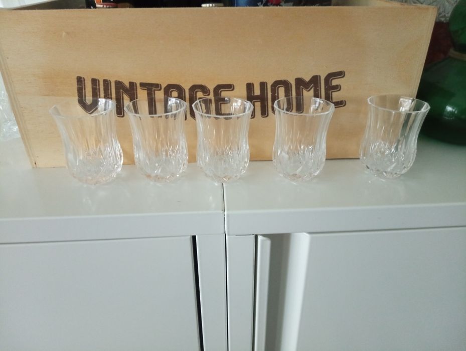 Garrafas + copos para bebidas espirituosas