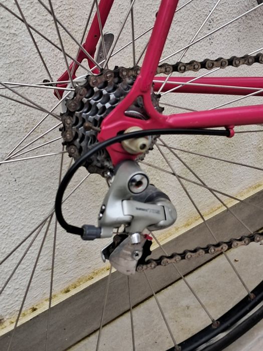 Bicicleta clássica Columbus Shimano 105
Quadro em Aço Columbus Aelle
Q