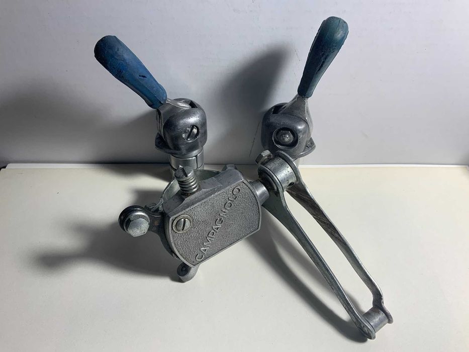 ХВЗ в-551 чемпион. Торцевые монетки, Campagnolo