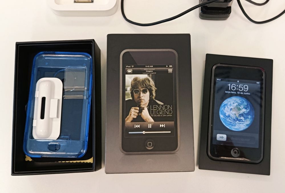 Apple iPod Touch 1 gen 16GB John Lennon Legend