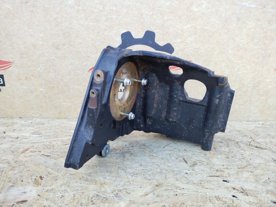 Fiat Bravo II 07-14 Кронштейн крепление двигателя насоса ТНВД 55197190