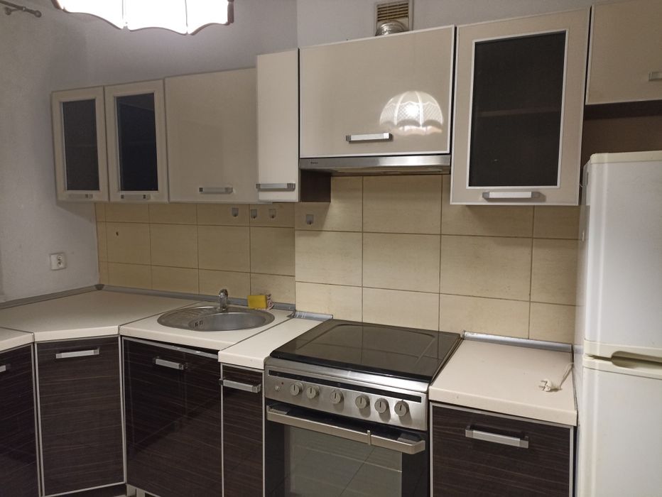 Rezerwacja do soboty do 15 Szafki kuchenne oddam za darmo