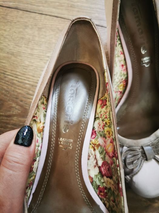 Buty skórzane na obcasie