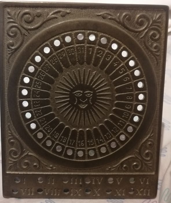 Calendário perpétuo em Bronze