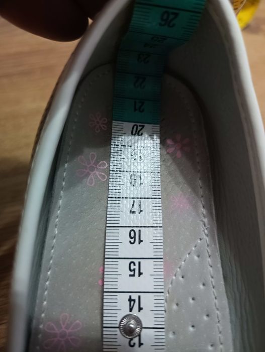 Buty eleganckie 35