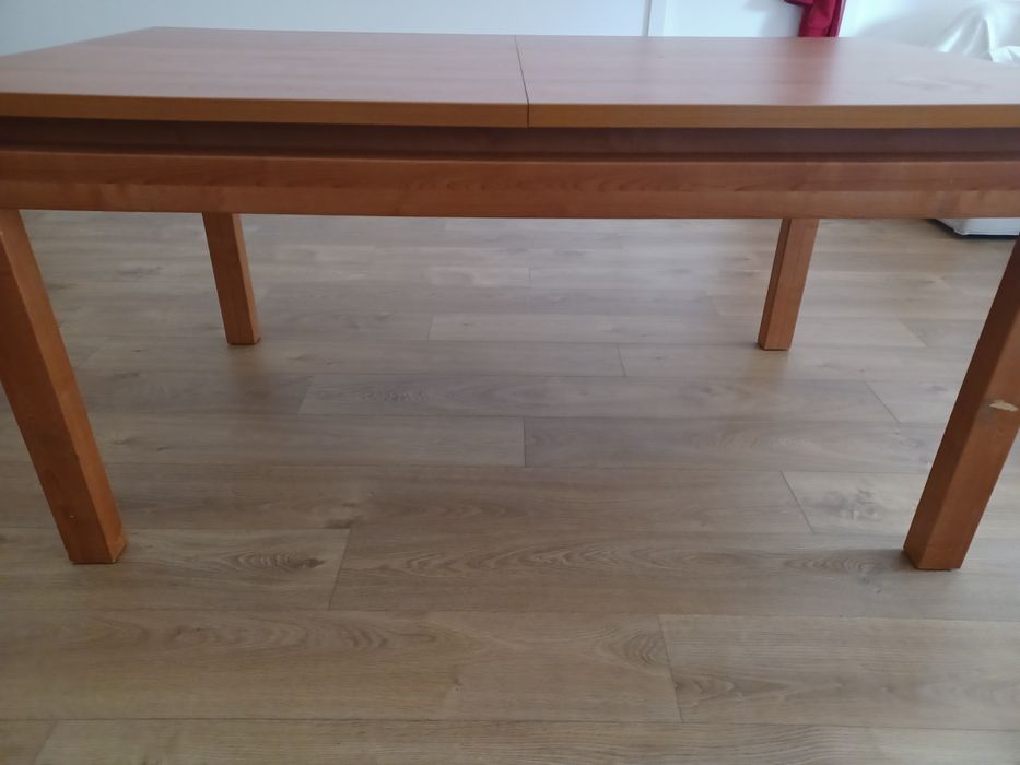 Mesa de jantar extensível