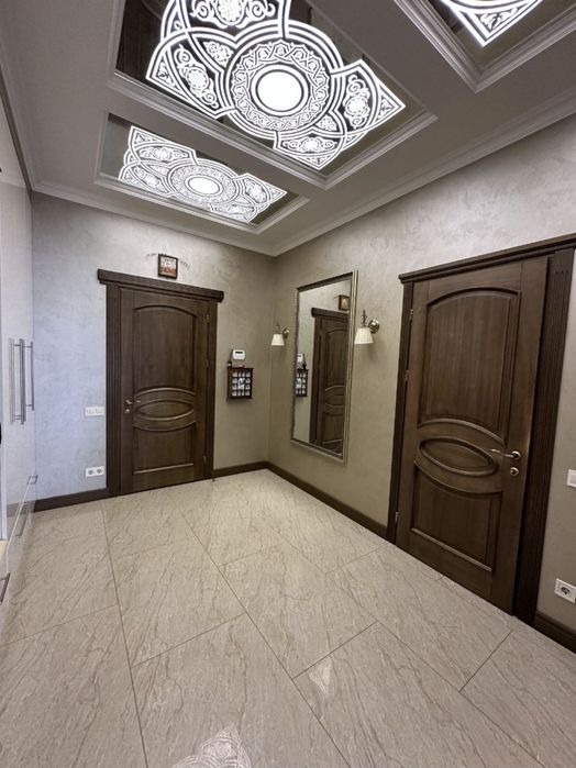 Продам дом с бассейном Обуховка ,Лес ,Река