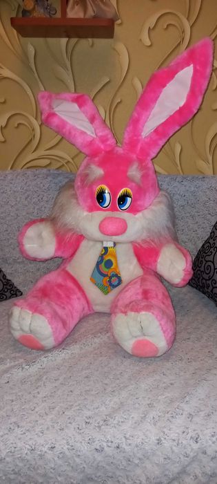 Великий кролик іграшка