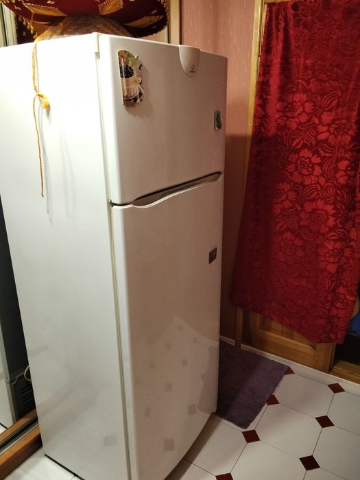 Холодильник Индезит Италия обслужен