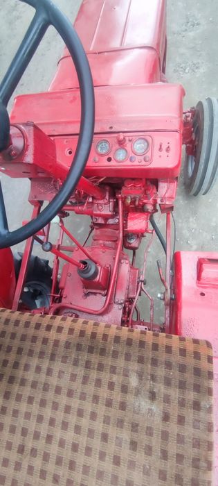 Продам трактор т-25
