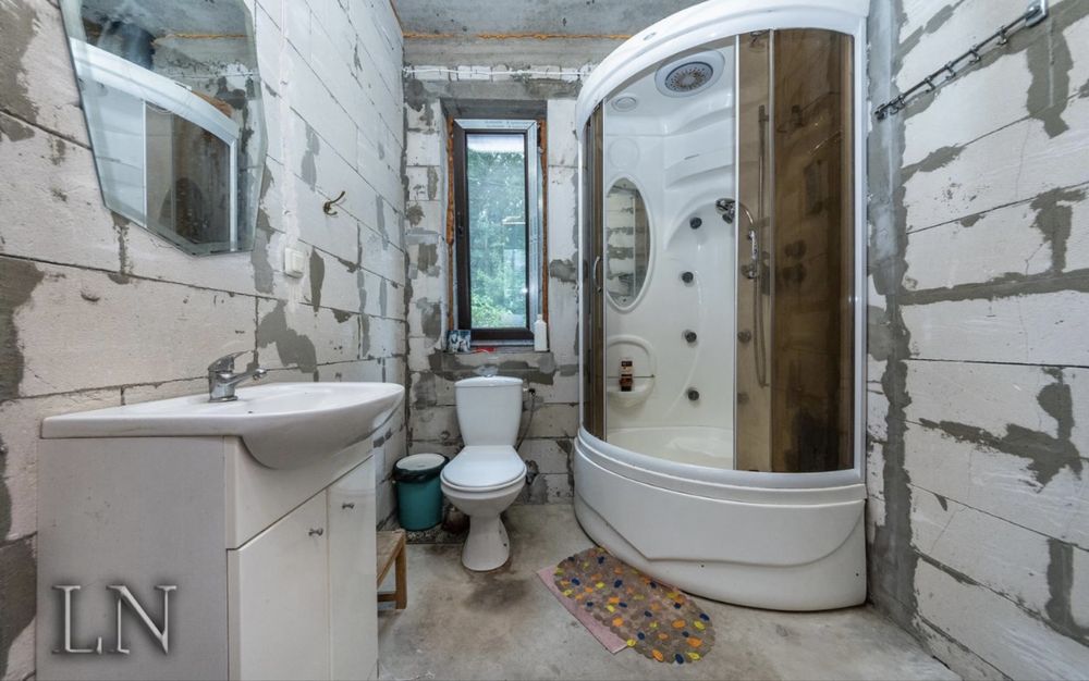 Продаж будинку в селі Кийлів з власним виходом до води