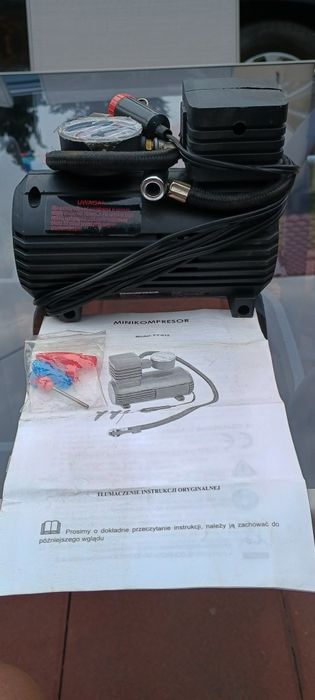 Minikompresor samochodowy 12V