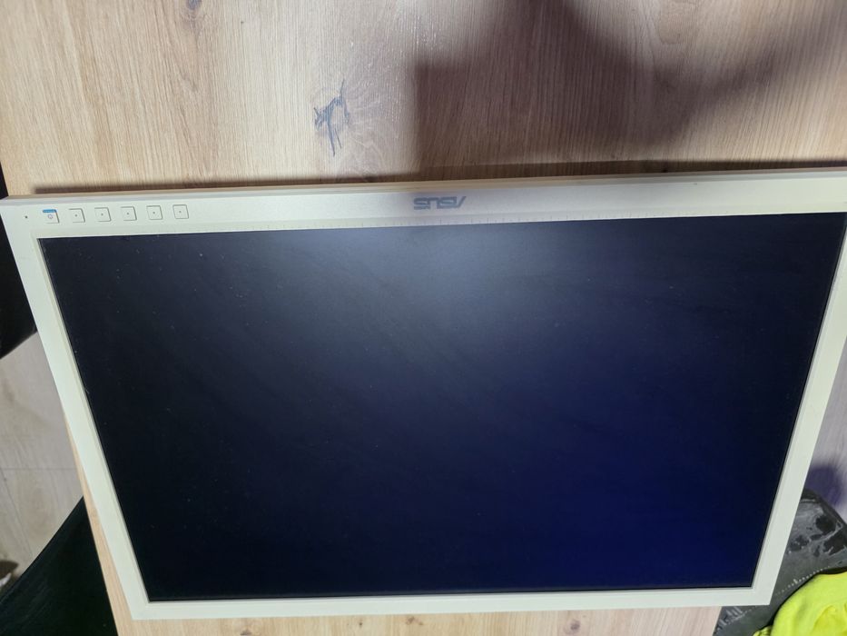 Sprzedam monitory