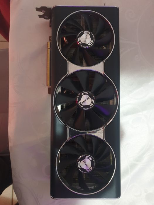 Placa grafica xfx 5700 xt