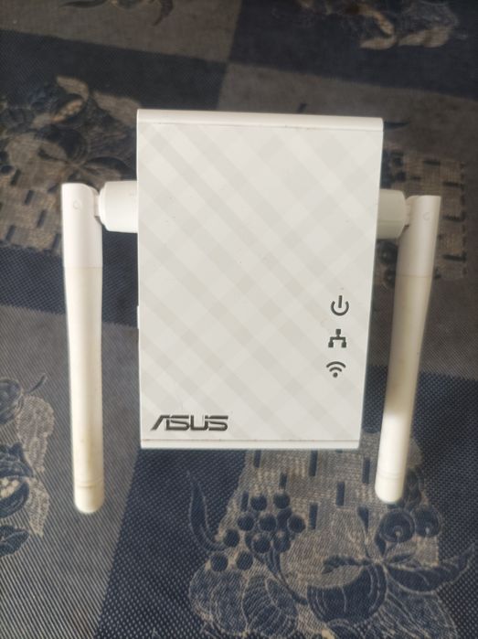 Repetidor de sinal wifi Asus RP-N12 N300