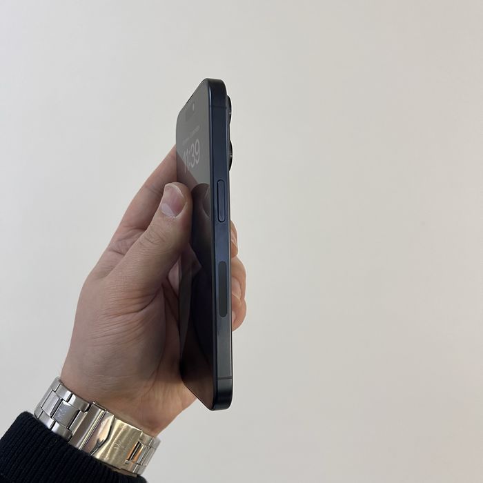 iPhone 15 Pro 256GB Blue Titanium