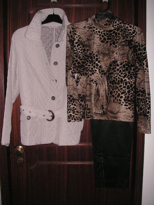 Casaco Parka / Corta Vento C&A  e Calça Preto e Top com Casaquinha