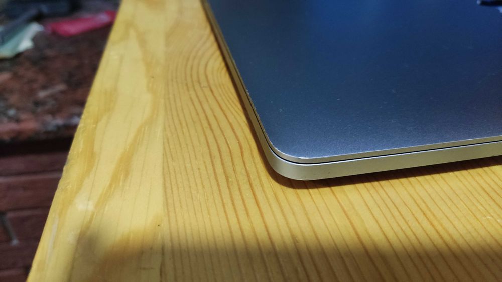 MacBook Pro 2018 i9 32RAM 500SSD