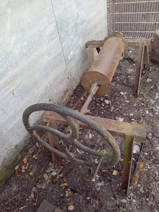 Корба до криниці