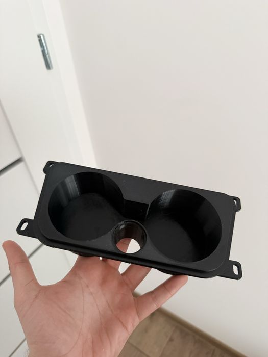 Uchwyt na napoje BMW E90