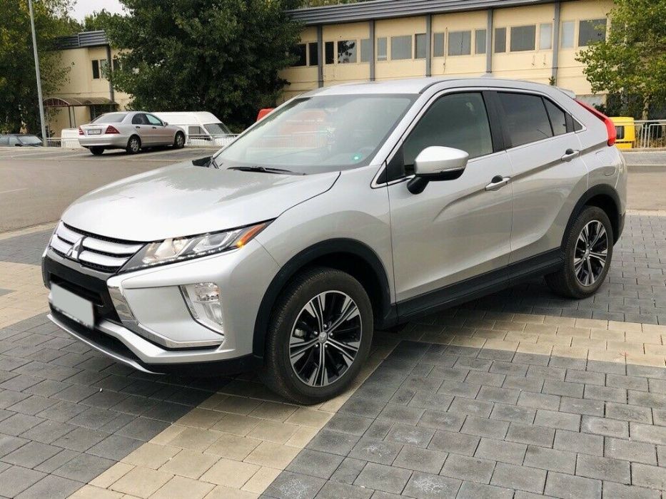 Бампер фары передок комплект с разборки Mitsubishi Eclipse Cross 18-