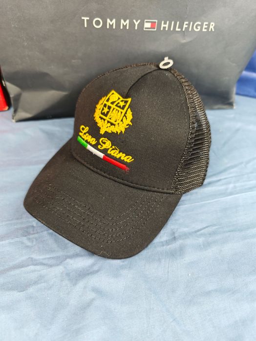 Czapka z daszkiem unisex Loro Piana kolory regulowana premium z siatką
