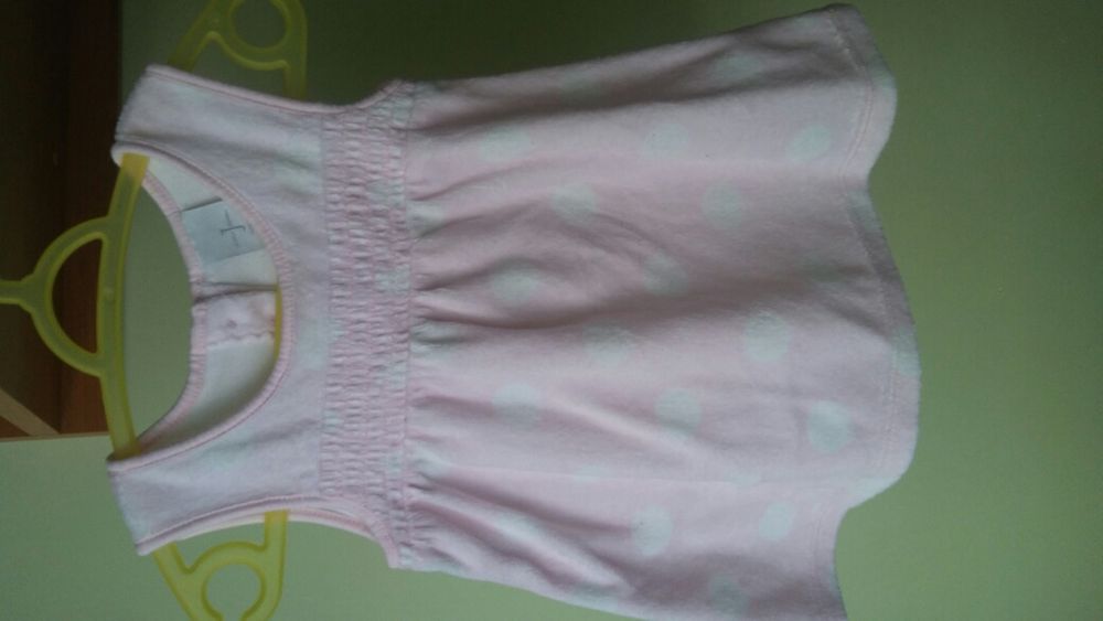 4 Sukienki dla dziewczynki w rozm 62/68