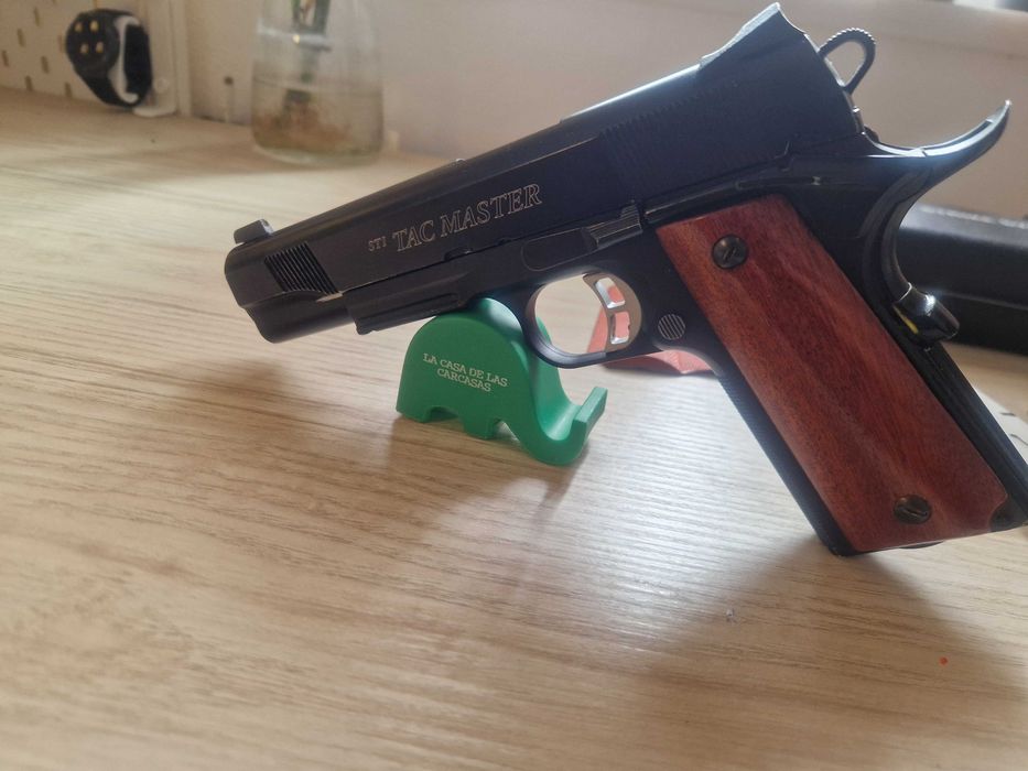 Replica arma de airsoft