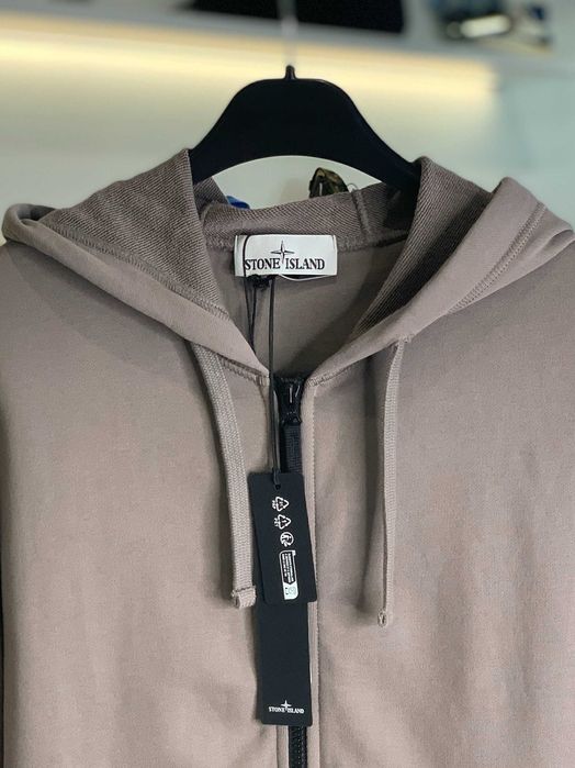 Худі STONE ISLAND 64251 Classic Zip Hooded Sweatshirt Ecru SI0142-EU