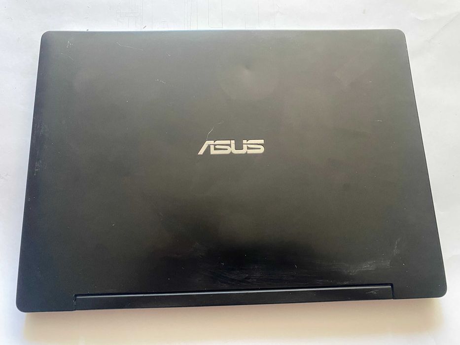 Asus Transformer Book Flip TP300L, запчастини все що на фото.
