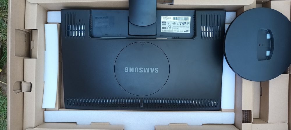 Монитор samsung 22'