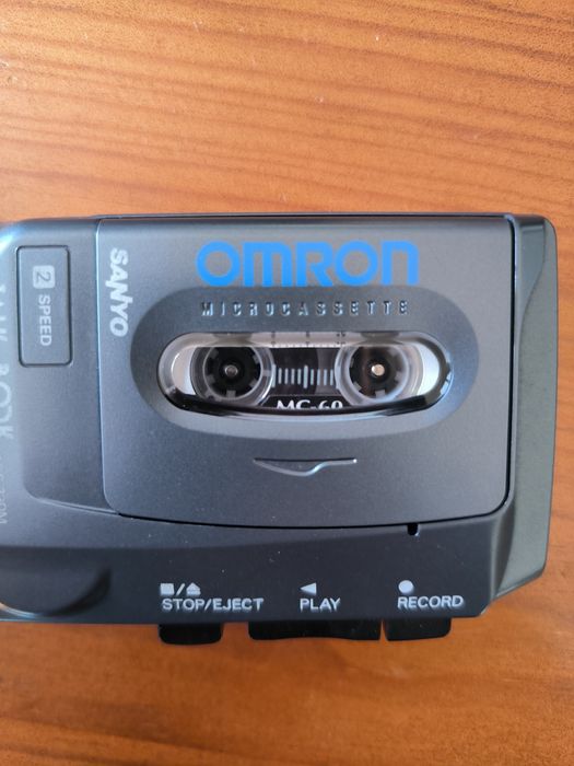 Sanyo Omron Microcassette Recorder - Modelo MC-60