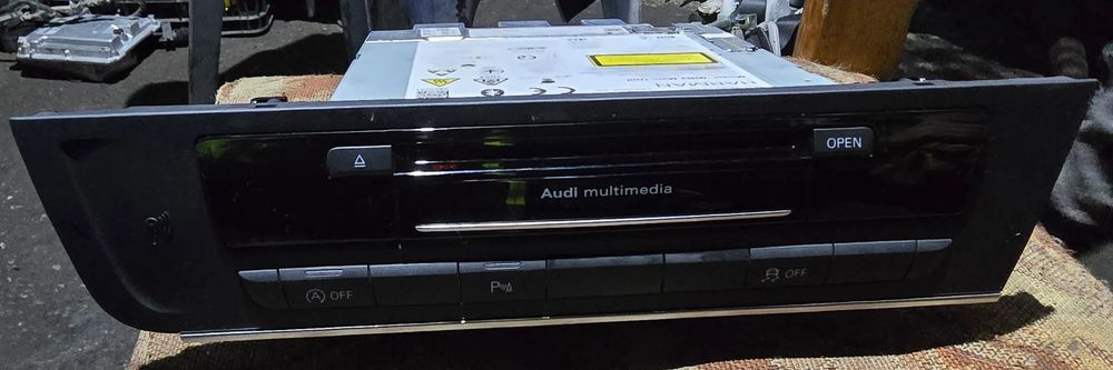 Multimedia nawigacja radio jednostka czytnik MIB2 4G1035021J