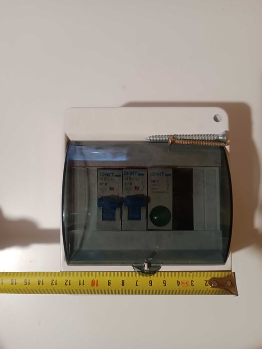 Skrzynka bezpieczniki