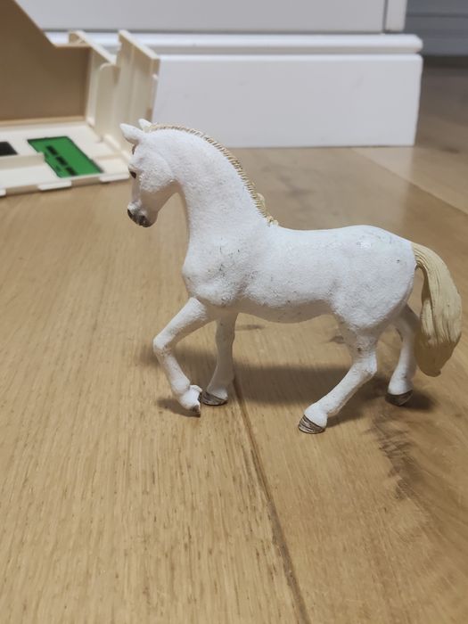 Konik klacz schleich